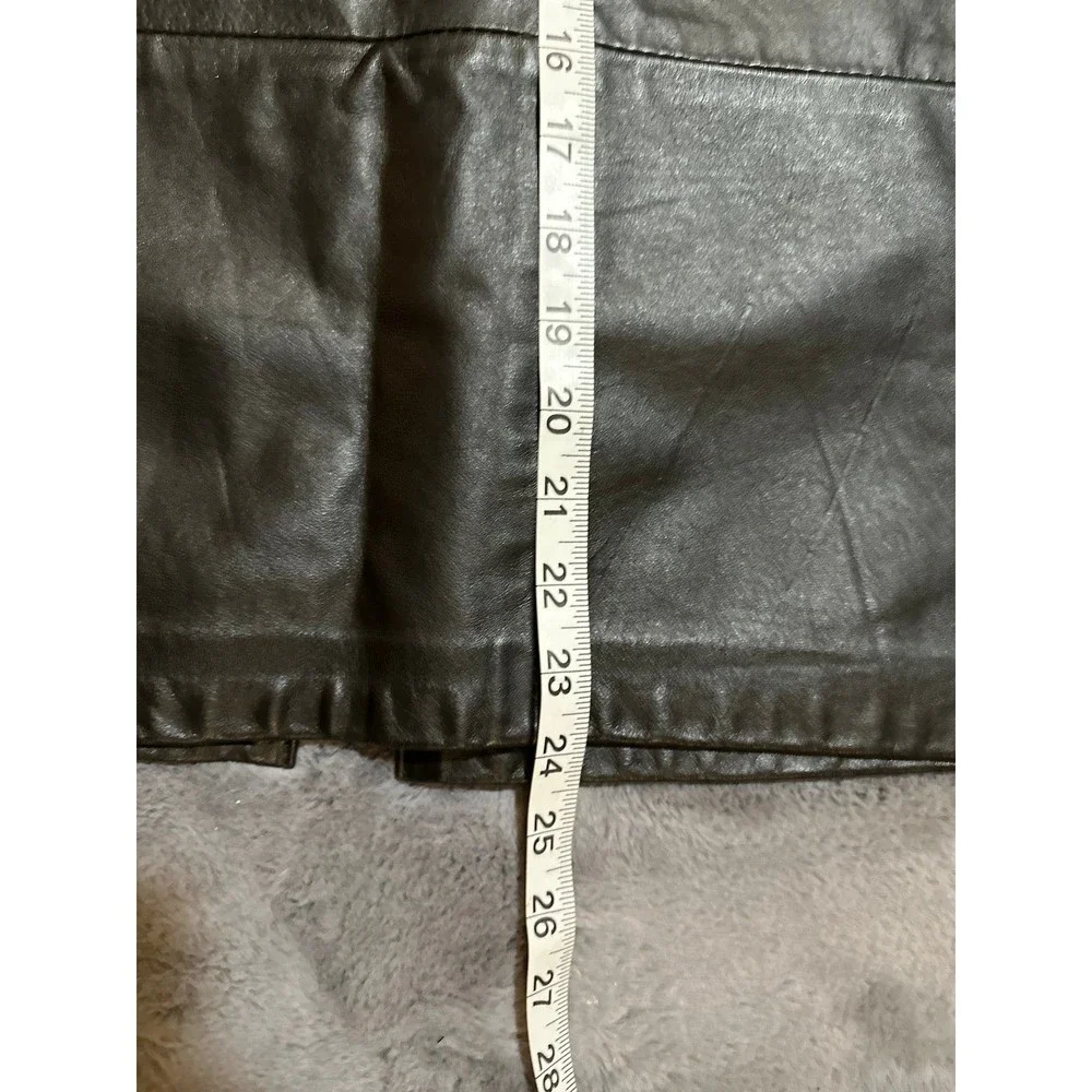 Comint black leather